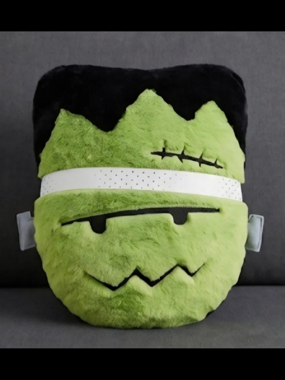 New! Isaac Mizrahi Frankenstein & Bride Halloween Decorative Big Plush Pillows.